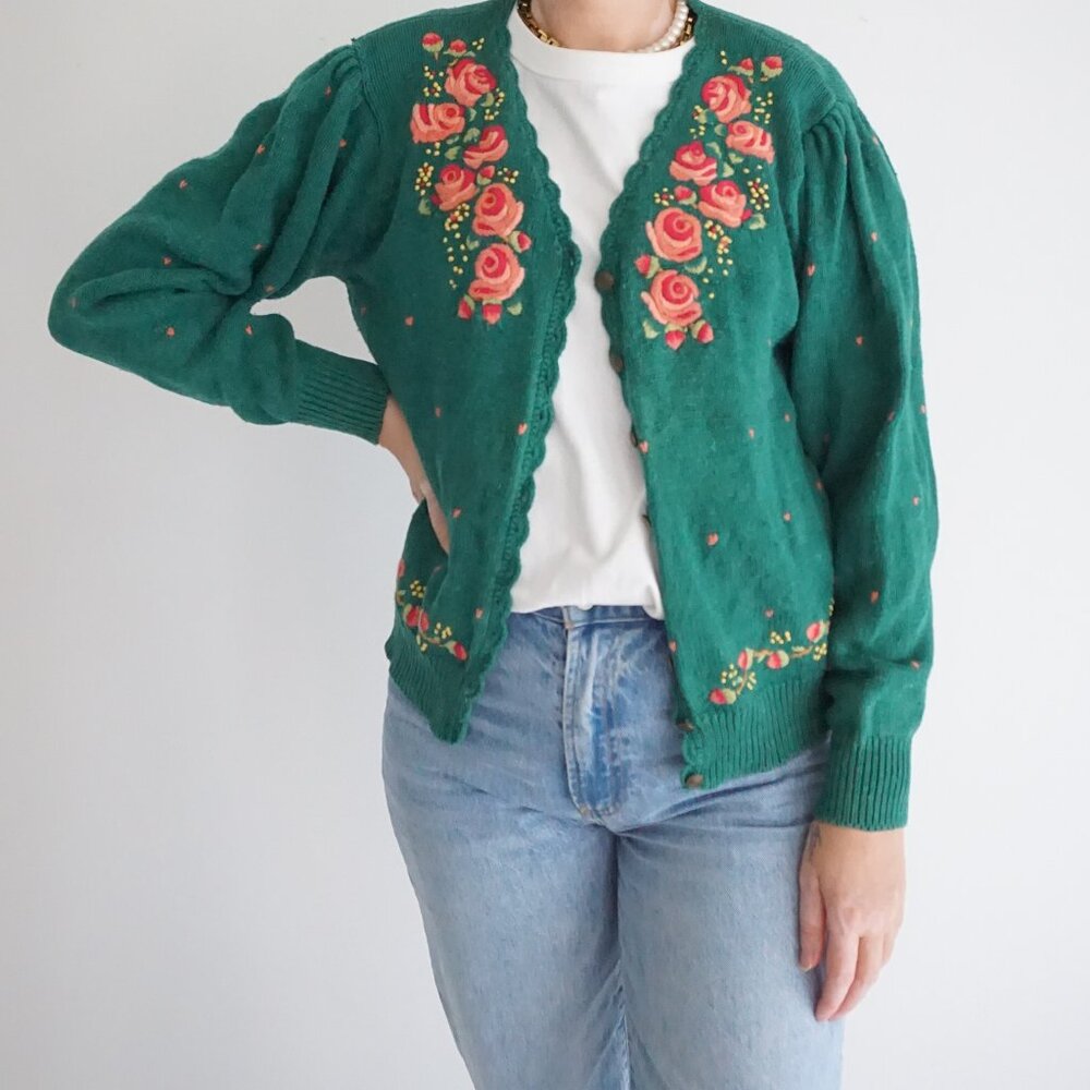Vintage Floral Embroidered Green Cardigan